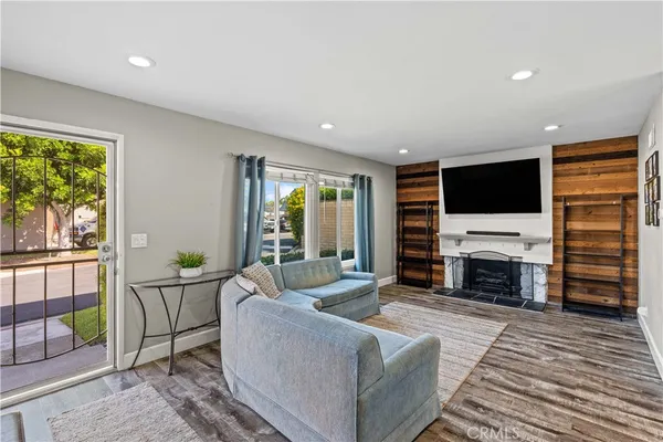 $825,000 | 25252 Crocker Lane, Lake Forest, CA 92630