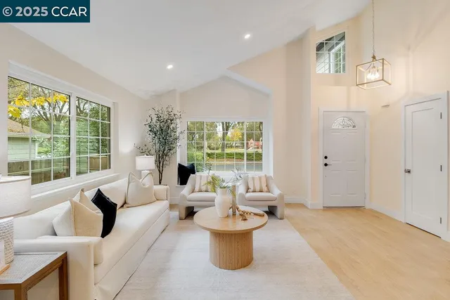 $639,000 | 312 Summerfield Drive, Vacaville, CA 95687