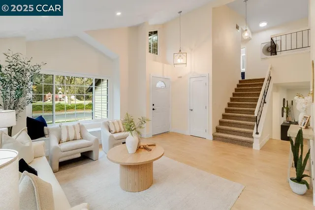 $639,000 | 312 Summerfield Drive, Vacaville, CA 95687