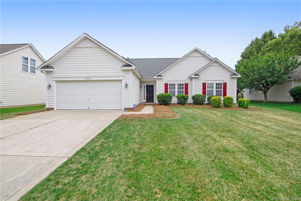 12434 Cardinal Point Road Charlotte, NC 28269 - Photo 1 of 15 Gallery Image 1