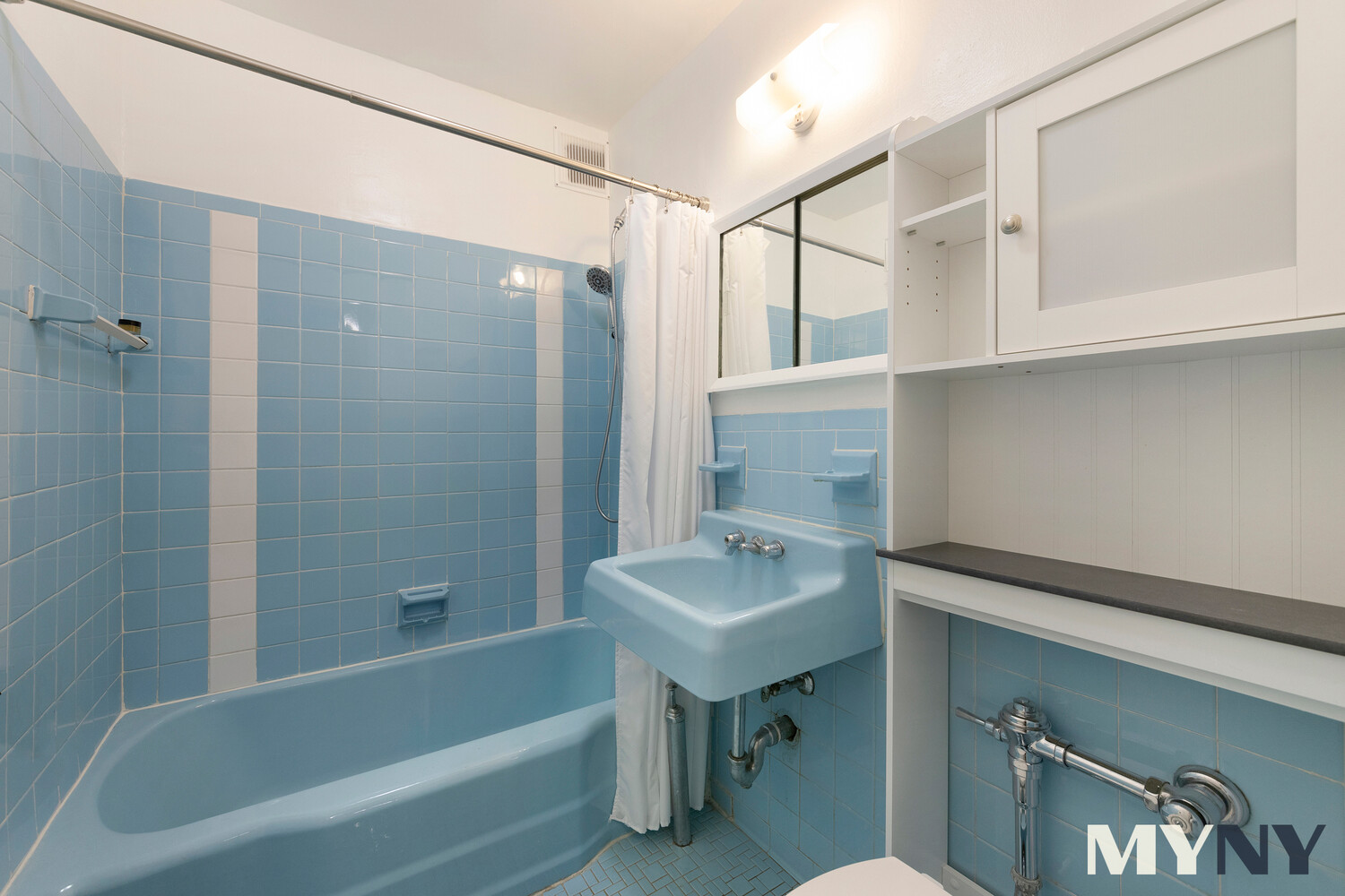5235 Post Road, Unit 2C Bronx, NY 10471 - Photo 7 of 10