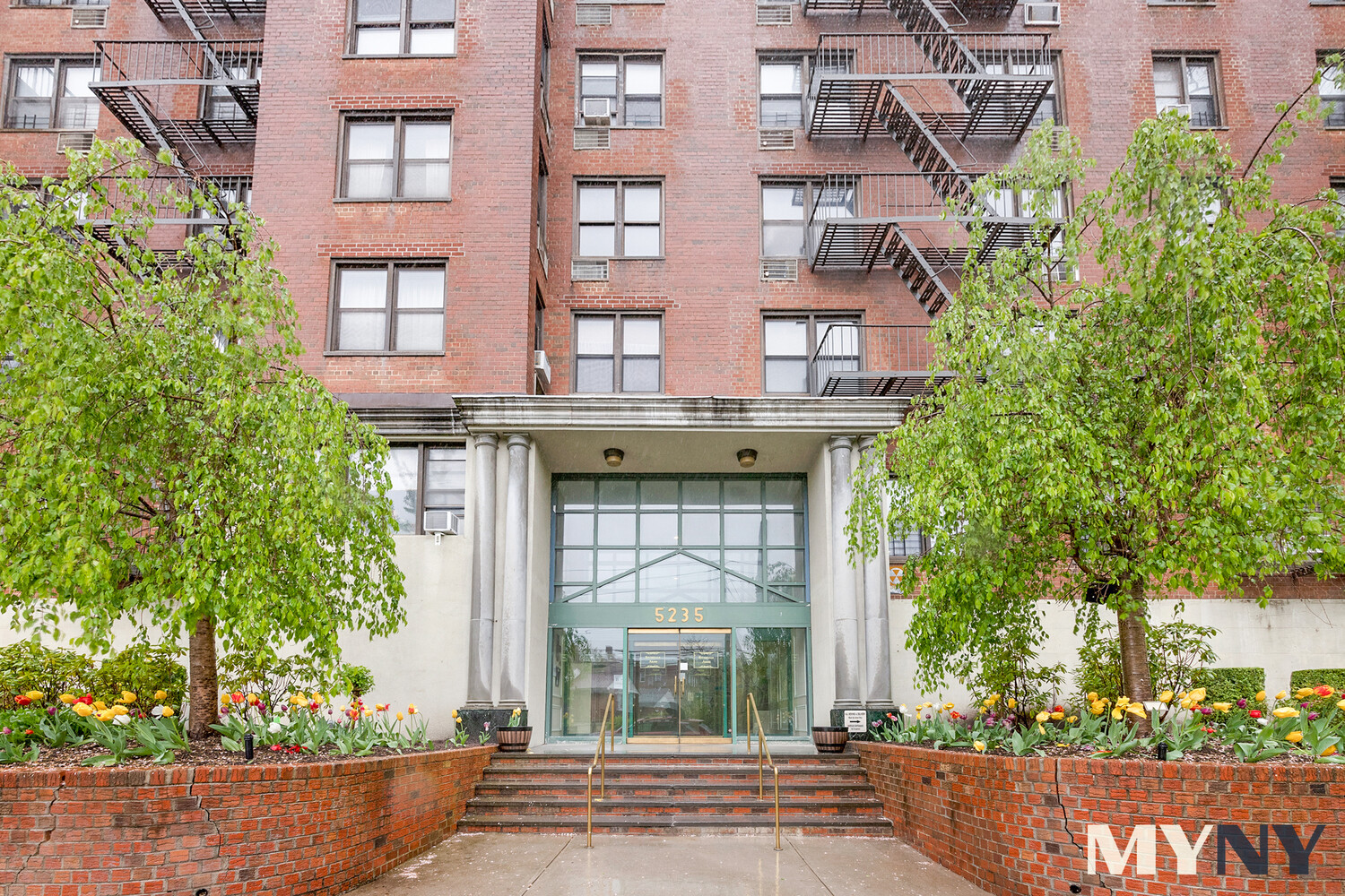 5235 Post Road, Unit 2C Bronx, NY 10471 - Photo 9 of 10