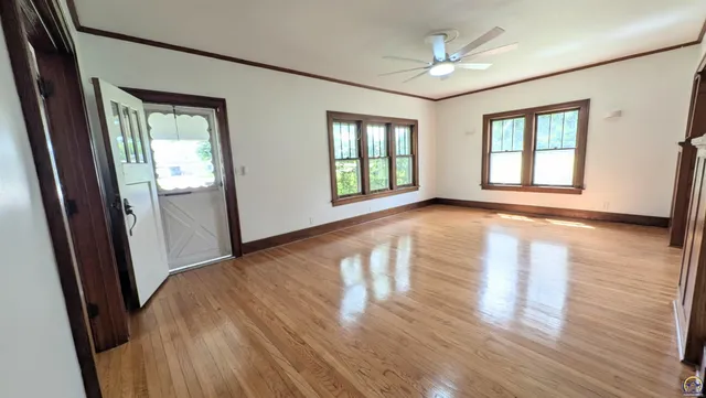 $449,900 | 1830 East 6th Avenue, Emporia, KS 66801