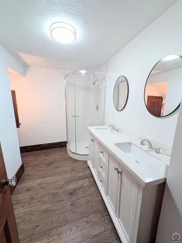 $449,900 | 1830 East 6th Avenue, Emporia, KS 66801