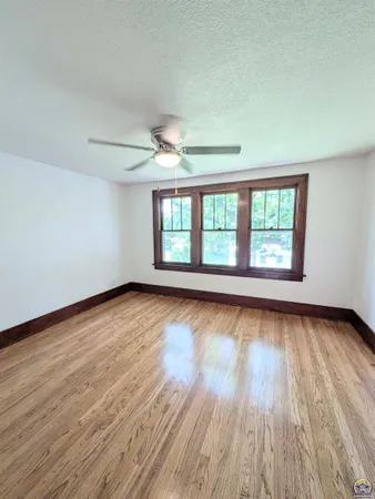 $439,900 | 1830 East 6th Avenue, Emporia, KS 66801