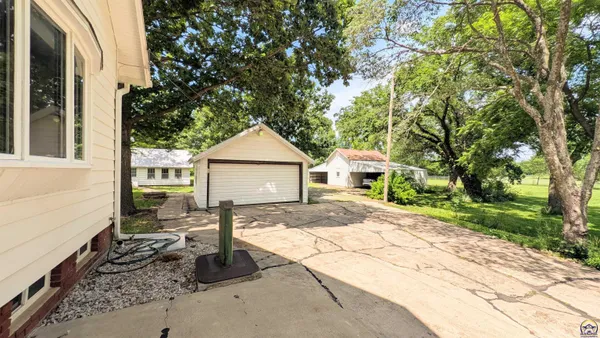 $439,900 | 1830 East 6th Avenue, Emporia, KS 66801
