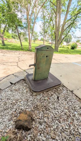 $439,900 | 1830 East 6th Avenue, Emporia, KS 66801