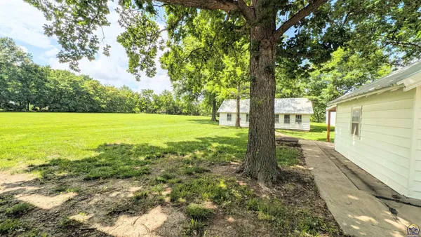 $439,900 | 1830 East 6th Avenue, Emporia, KS 66801