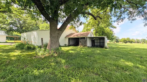 $439,900 | 1830 East 6th Avenue, Emporia, KS 66801