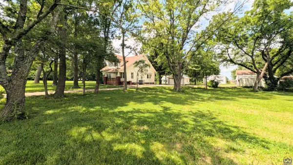 $439,900 | 1830 East 6th Avenue, Emporia, KS 66801