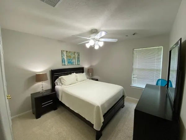 $2,460 | 26 Baccara Place, Conroe, TX 77384