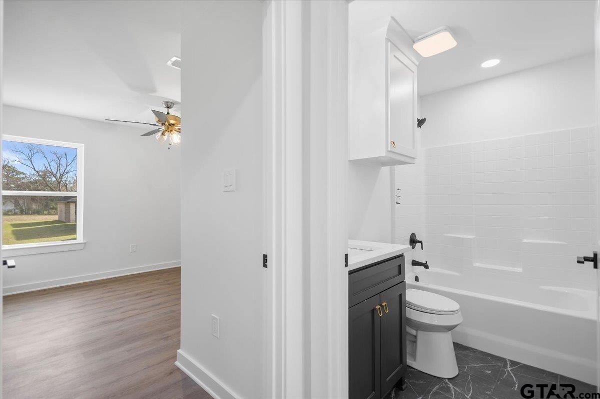 451 West Harmony Street Tyler, TX 75702 - Photo 12 of 29