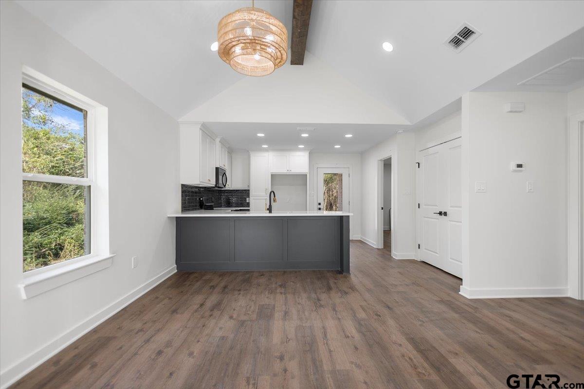 451 West Harmony Street Tyler, TX 75702 - Photo 7 of 29