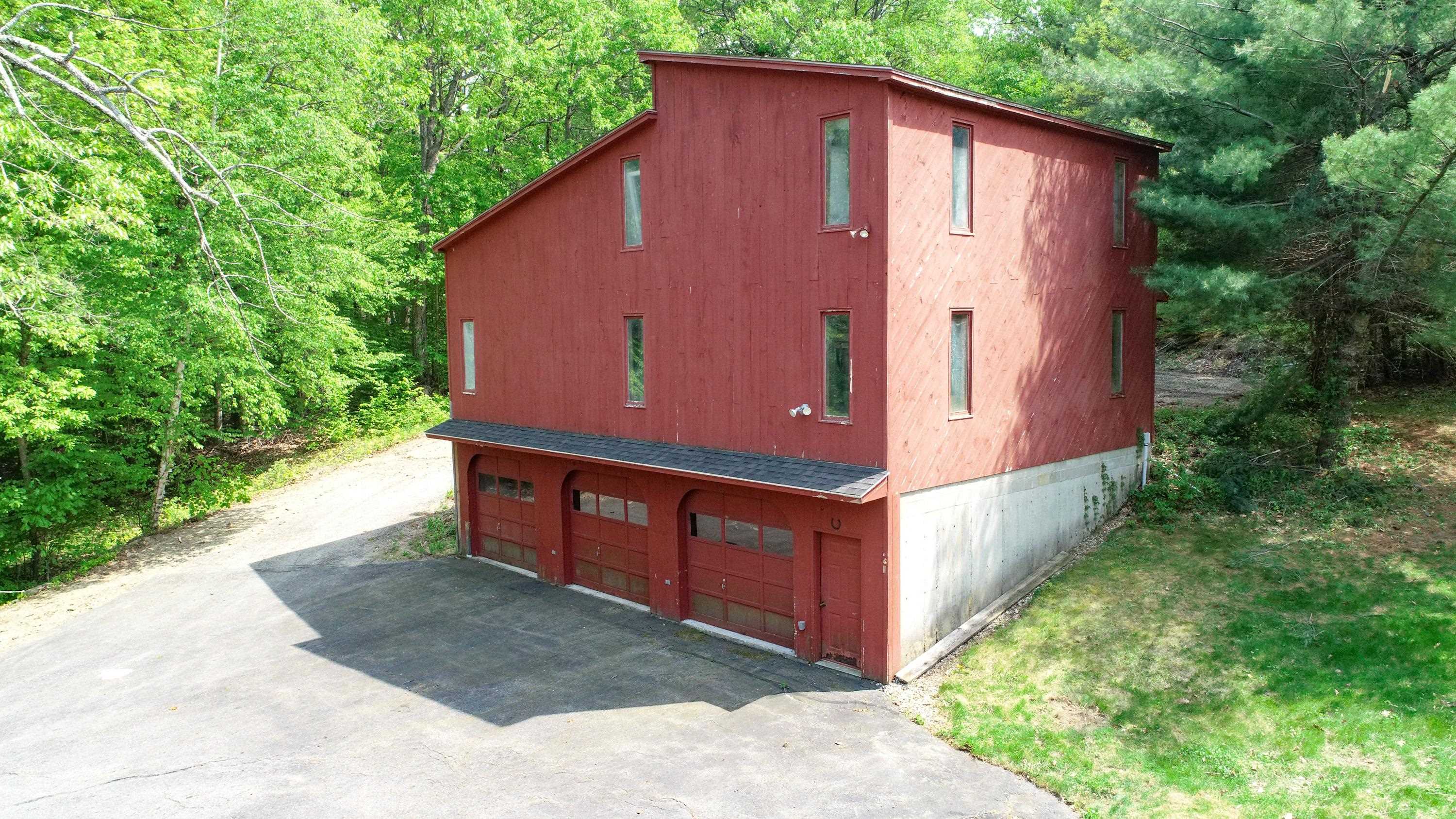 24 Mont Vernon Road Amherst, NH 03031 - Photo 33 of 40