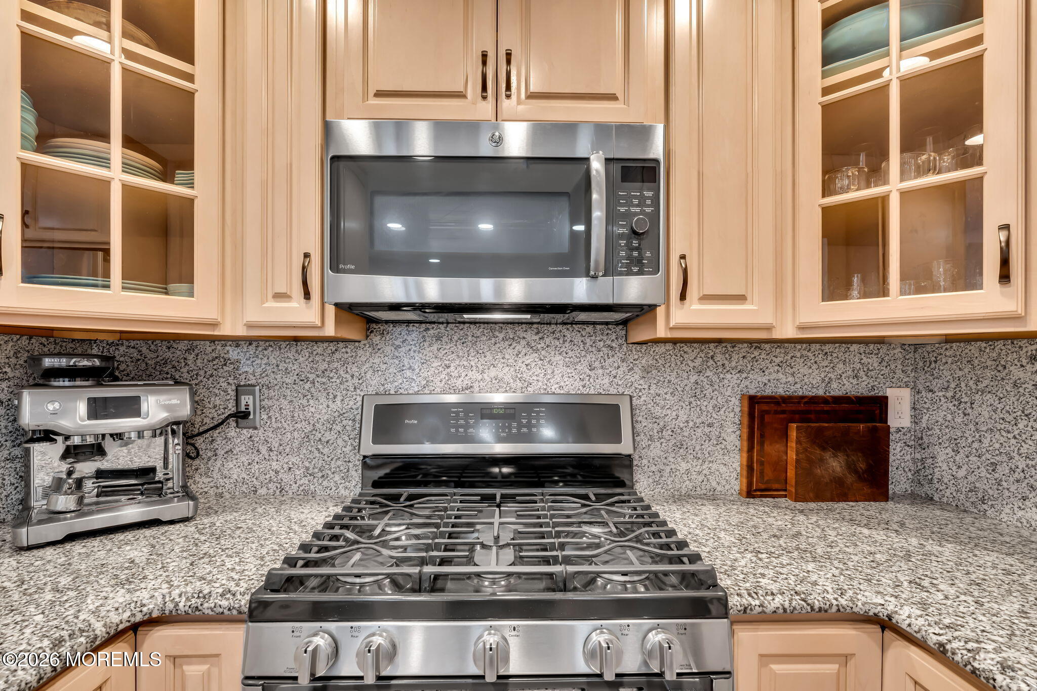 190 Kentucky Way Freehold, NJ 07728 - Photo 29 of 88 38-web-or-mls-DSC02957