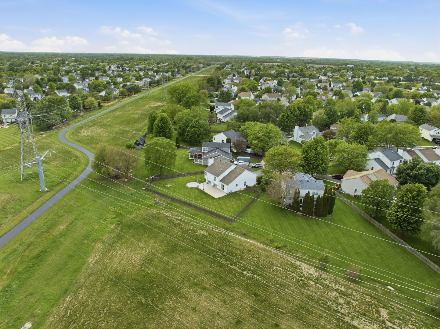 195 Briarcliff Court Romeoville, IL 60446 - Photo 42 of 43 Gallery Image 42