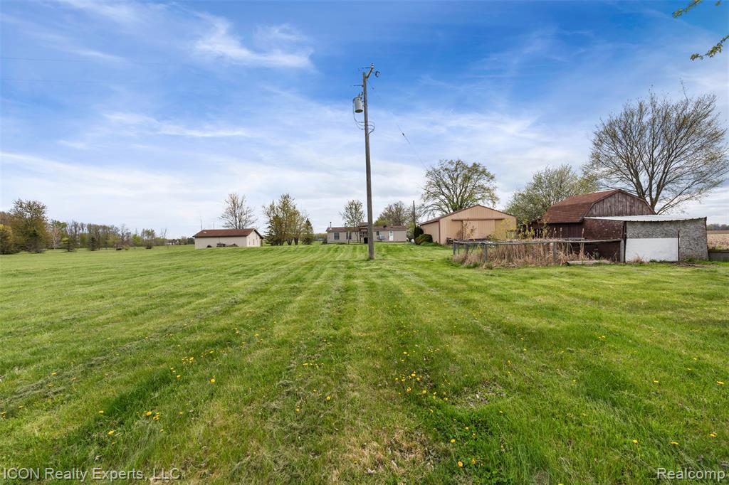 13620 Gilbert Road Allenton, MI 48002 - Photo 37 of 47