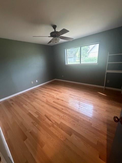 828 South Cockrell Hill Road Ovilla, TX 75154 - Photo 9 of 23 a view of an empty room with a window
