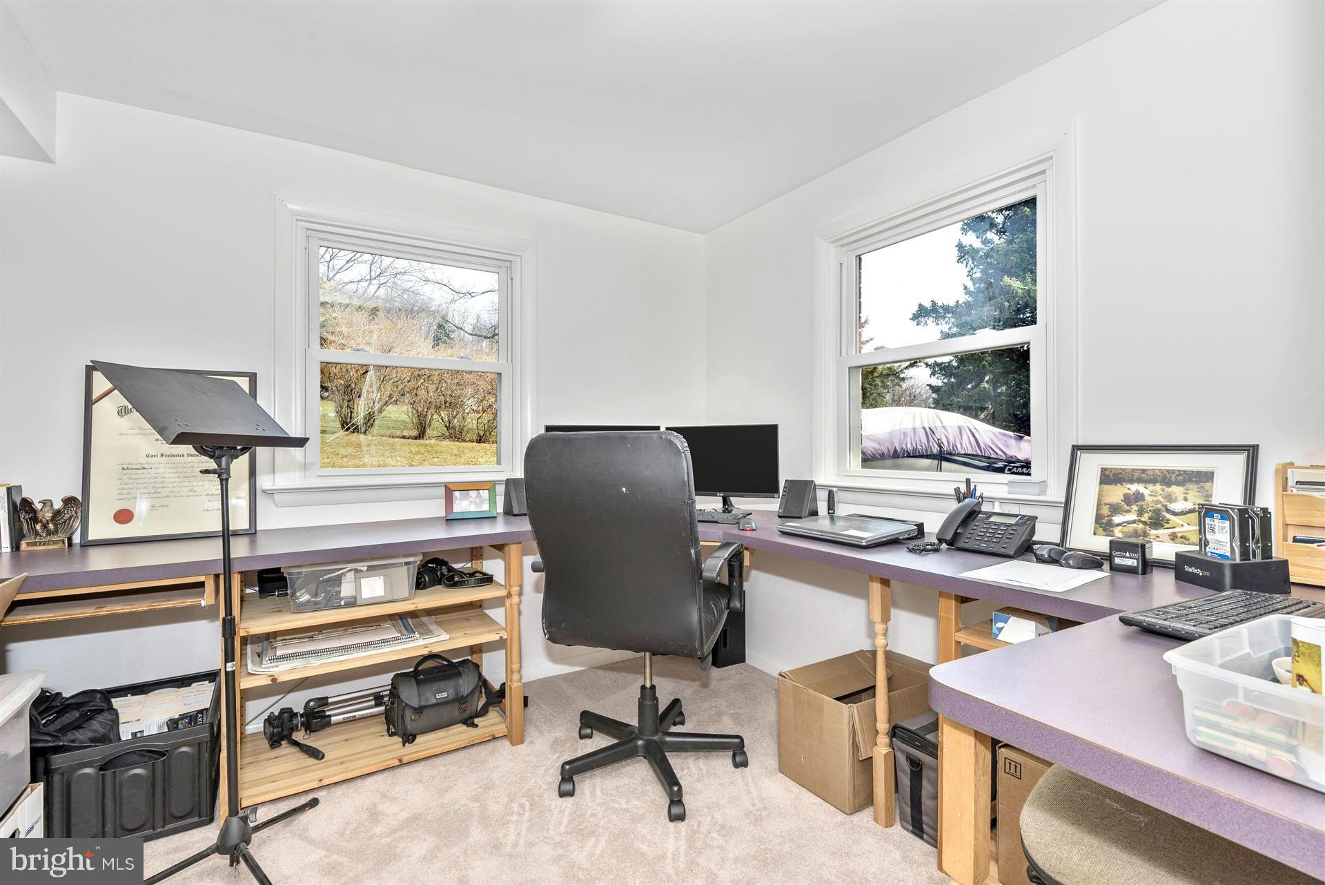 4821 Round Hill Road Frederick, MD 21702 - Photo 16 of 30 Office