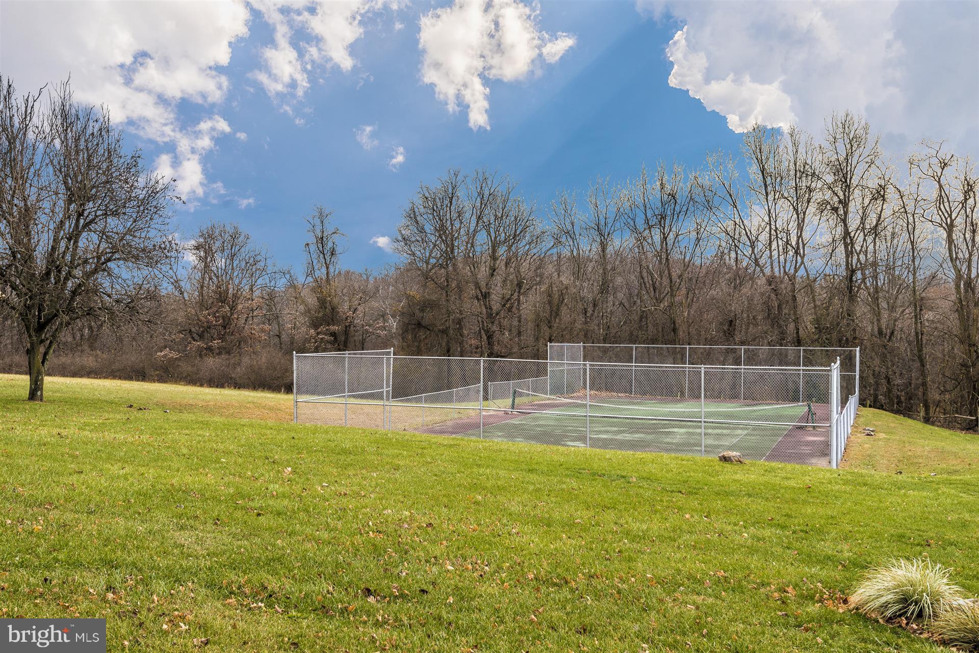 4821 Round Hill Road Frederick, MD 21702 - Photo 17 of 30 Tennis Court
