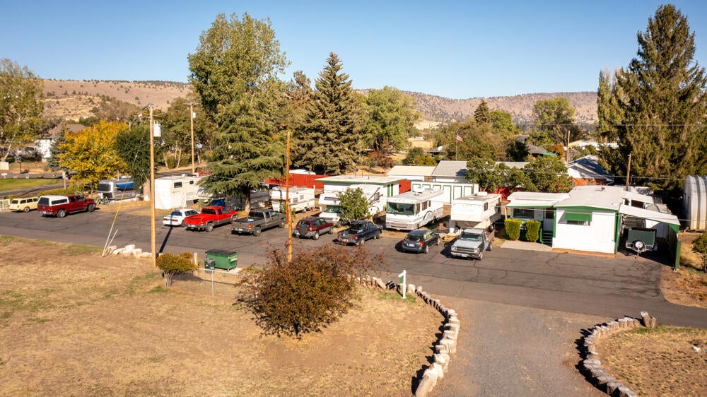 7550 Booth Road Klamath Falls, OR 97603 - Photo 30 of 85 7550+7600BoothRd.-87