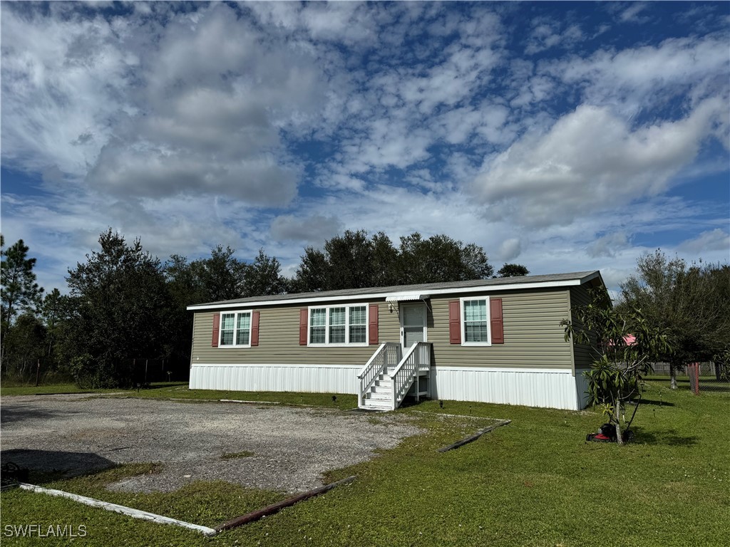 445 Hunting Club Avenue Clewiston, FL 33440 - Photo 2 of 30