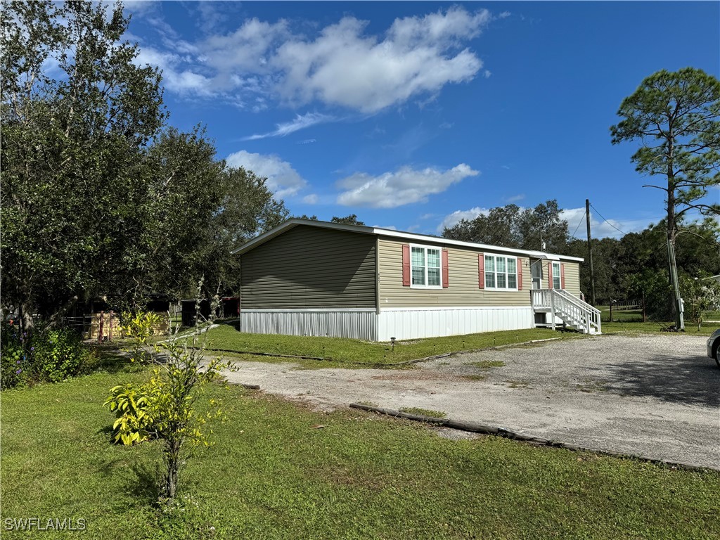 445 Hunting Club Avenue Clewiston, FL 33440 - Photo 3 of 30
