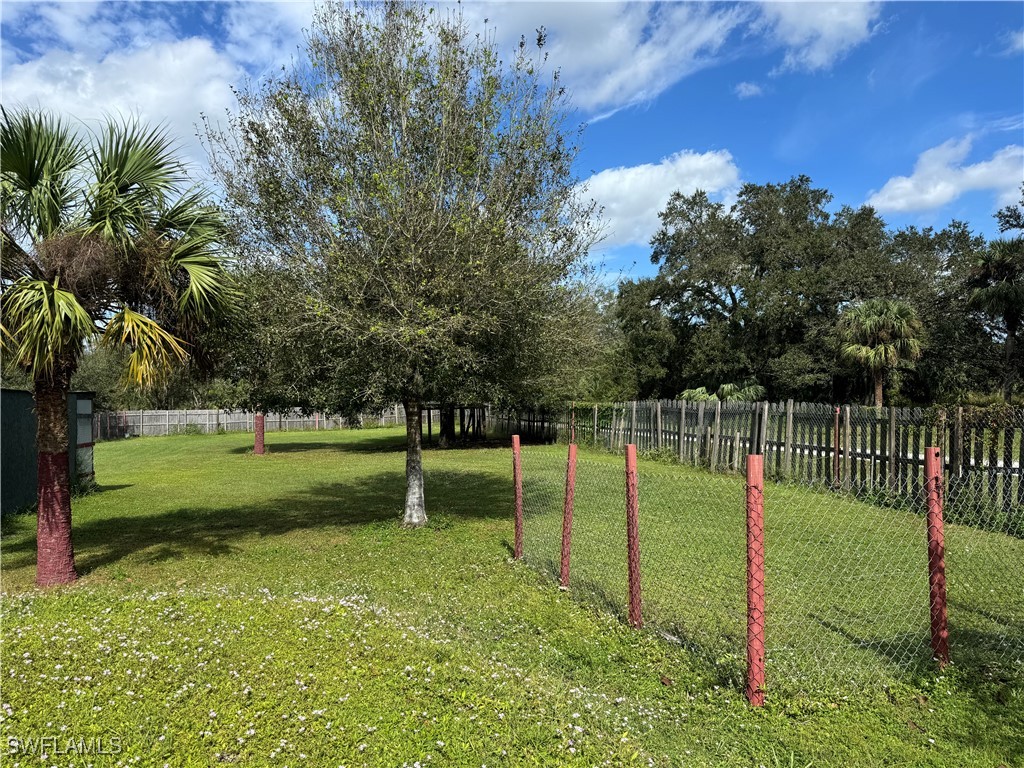 445 Hunting Club Avenue Clewiston, FL 33440 - Photo 4 of 30