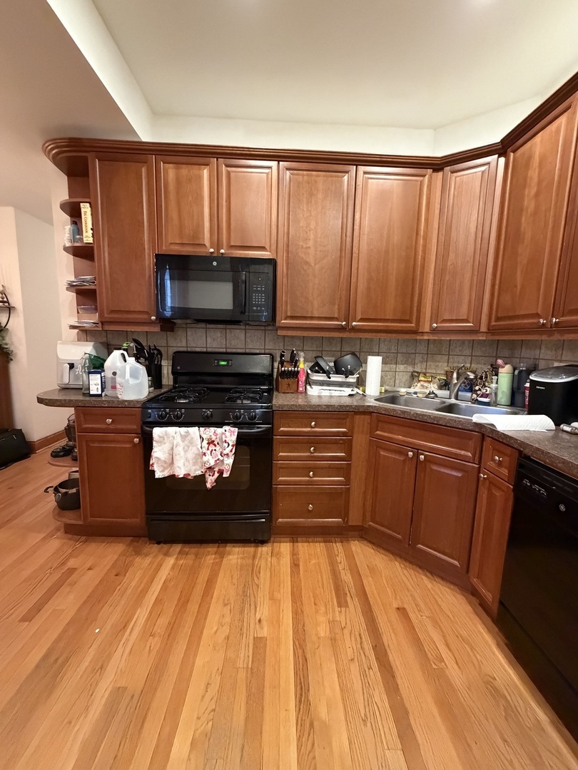 3734 North Sheffield Avenue, Unit 1S Chicago, IL 60613 - Photo 21 of 24