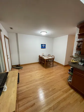 $3,495 | 3734 North Sheffield Avenue, Unit 1S, Chicago, IL 60613