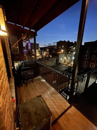 $3,495 | 3734 North Sheffield Avenue, Unit 1S, Chicago, IL 60613