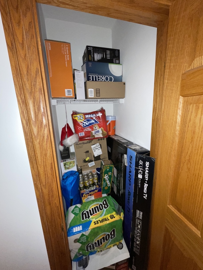 3734 North Sheffield Avenue, Unit 1S Chicago, IL 60613 - Photo 8 of 24