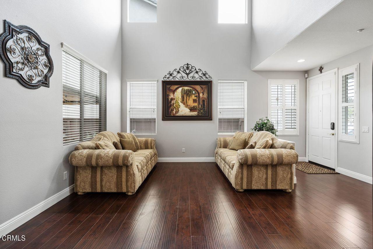 1713 Tiesa Lane Oxnard, CA 93030 - Photo 15 of 48 a living room with furniture and a window