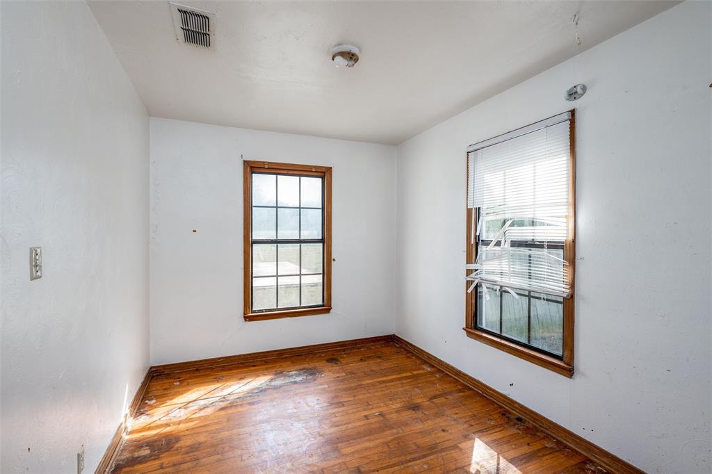 912 Greenville Road McKinney, TX 75069 - Photo 13 of 33