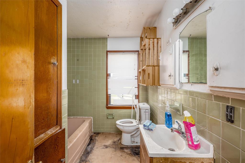 912 Greenville Road McKinney, TX 75069 - Photo 14 of 33