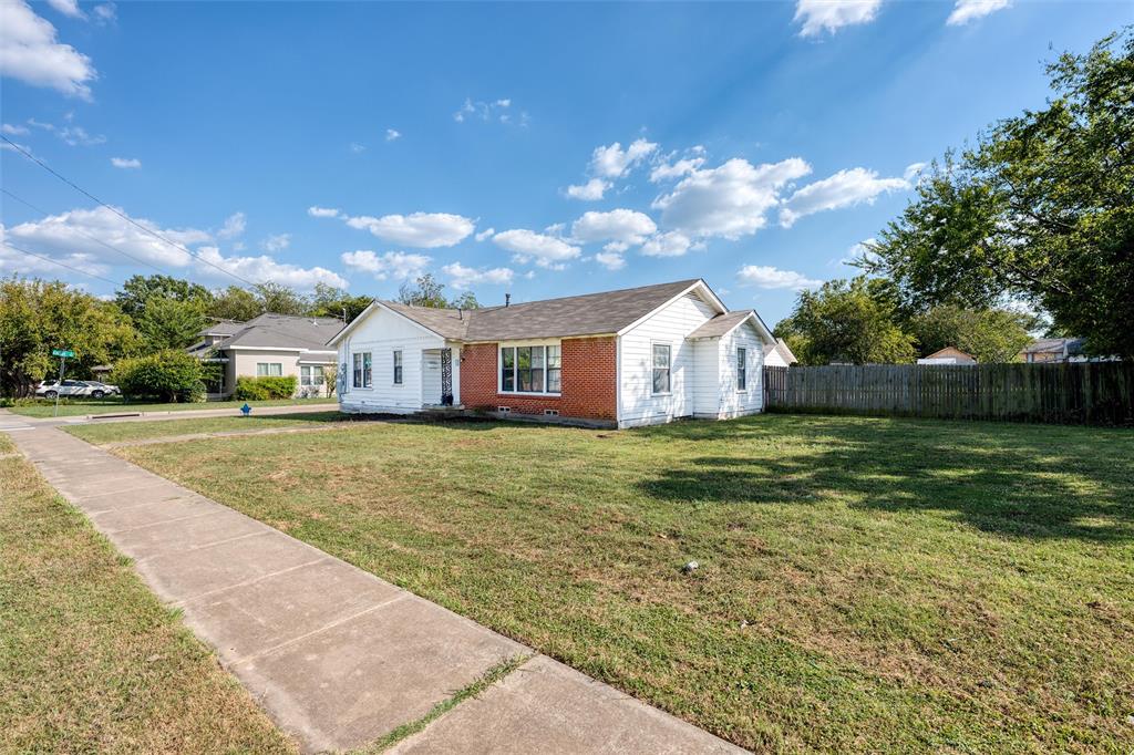 912 Greenville Road McKinney, TX 75069 - Photo 2 of 33