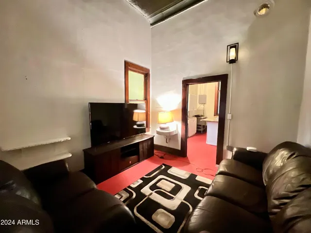 $700 | 610 North Broad Street, Unit 2, Globe, AZ 85501