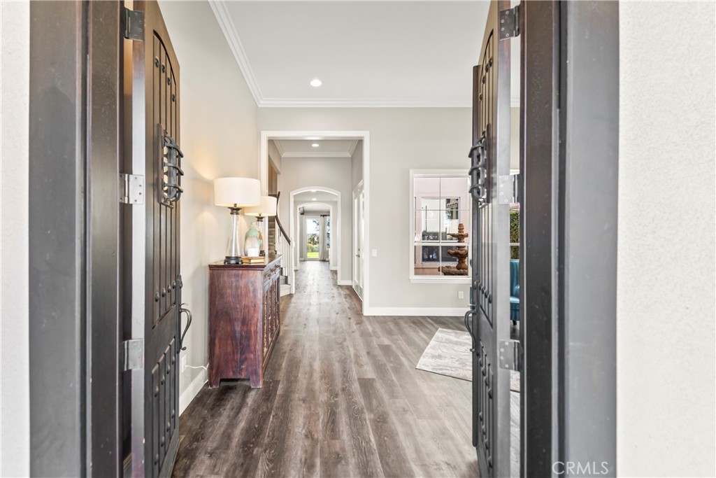 51 Rolling Ridge Rancho Santa Margarita, CA 92688 - Photo 4 of 61 Front entrance