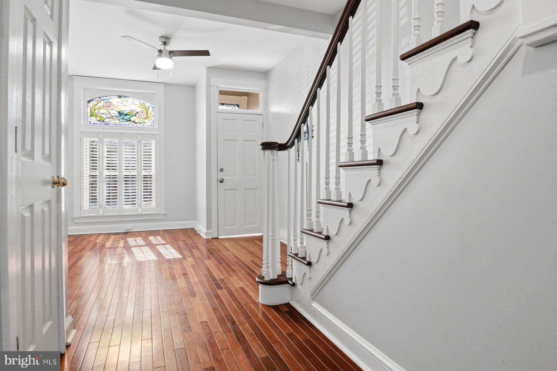 2510 Fleet Street Baltimore, MD 21224 - Photo 13 of 45 Large front window. Plantation shutters.