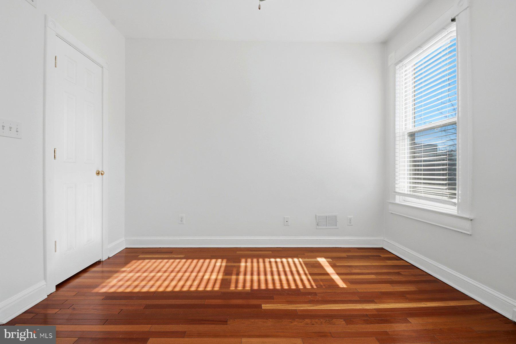 2510 Fleet Street Baltimore, MD 21224 - Photo 31 of 45