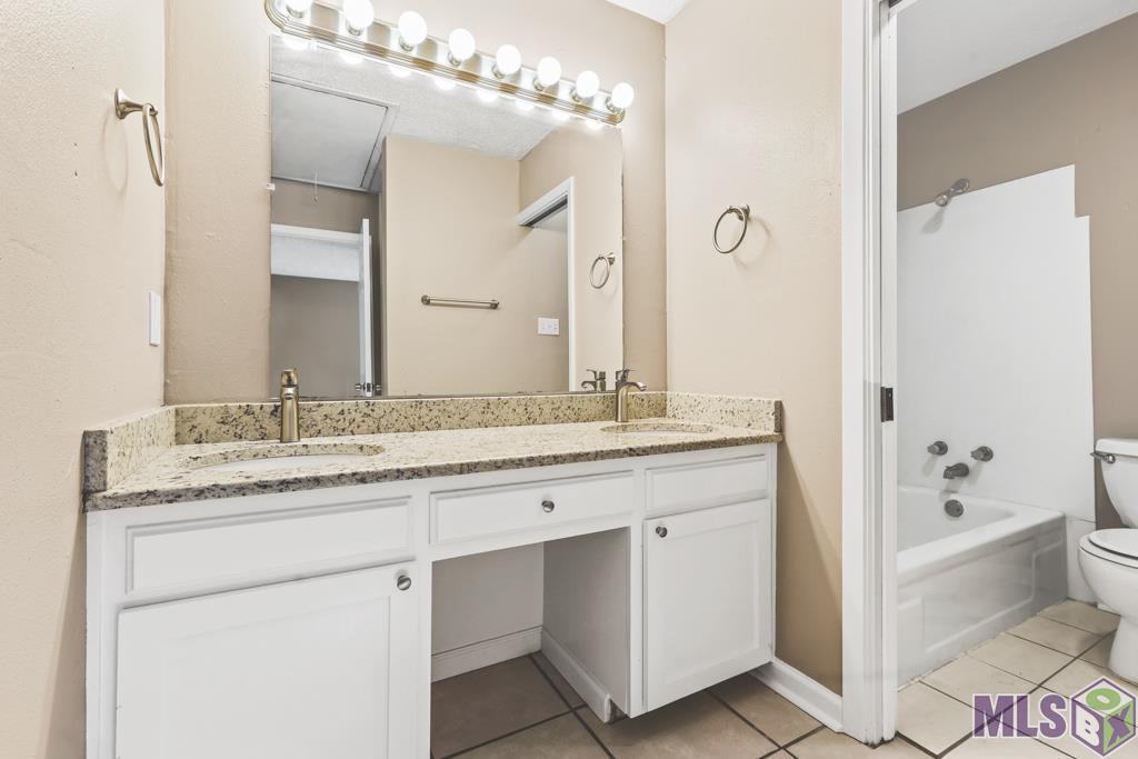 8029 Summa Avenue, Unit D Baton Rouge, LA 70809 - Photo 16 of 21