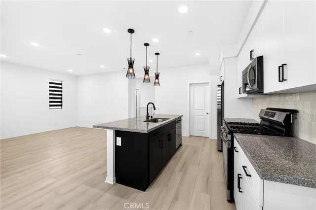 $3,800 | 272 Vista Drive, Unit 36, La Habra, CA 90631