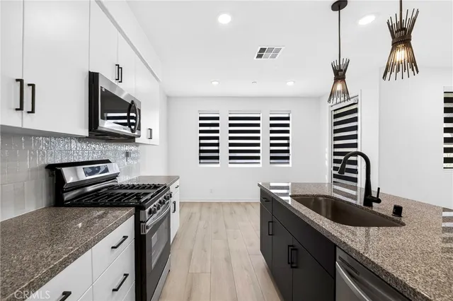 $3,800 | 272 Vista Drive, Unit 36, La Habra, CA 90631