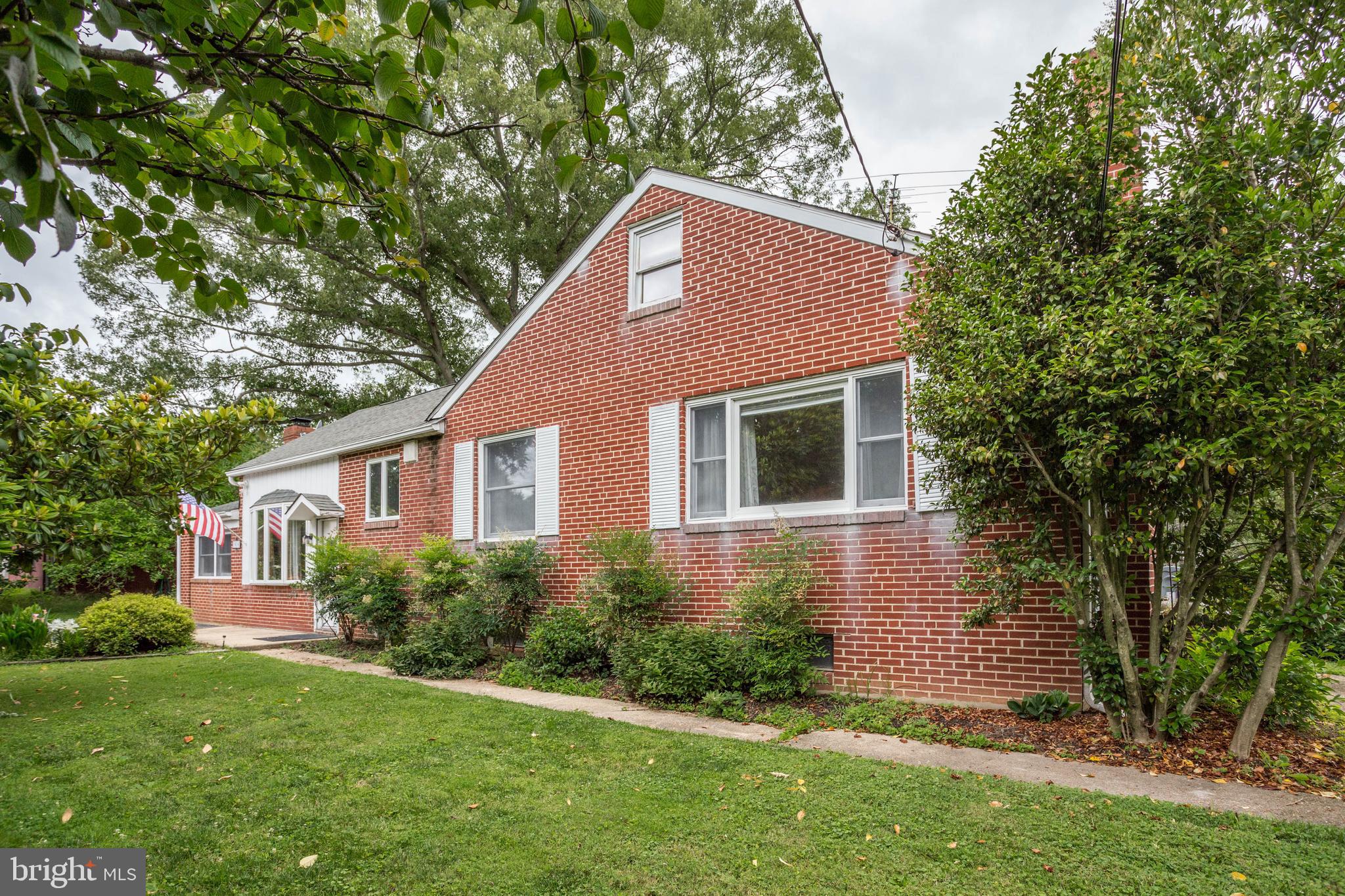 1616 St Margarets Road Annapolis, MD 21409 - Photo 4 of 49 Gallery Image 4