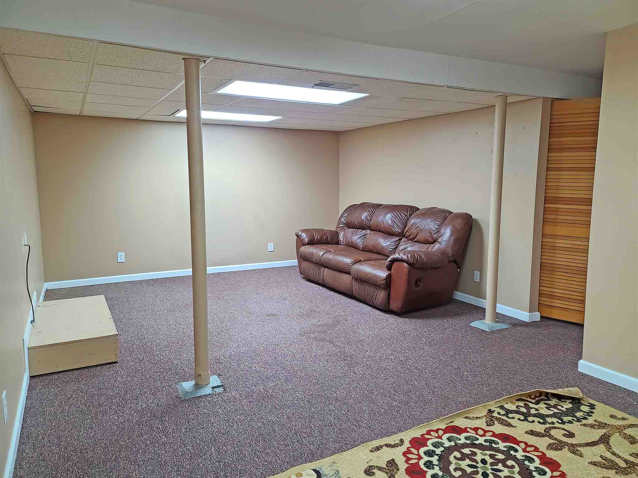 1221 North Sheridan Road Marion, IN 46952 - Photo 17 of 27 Gallery Image 17