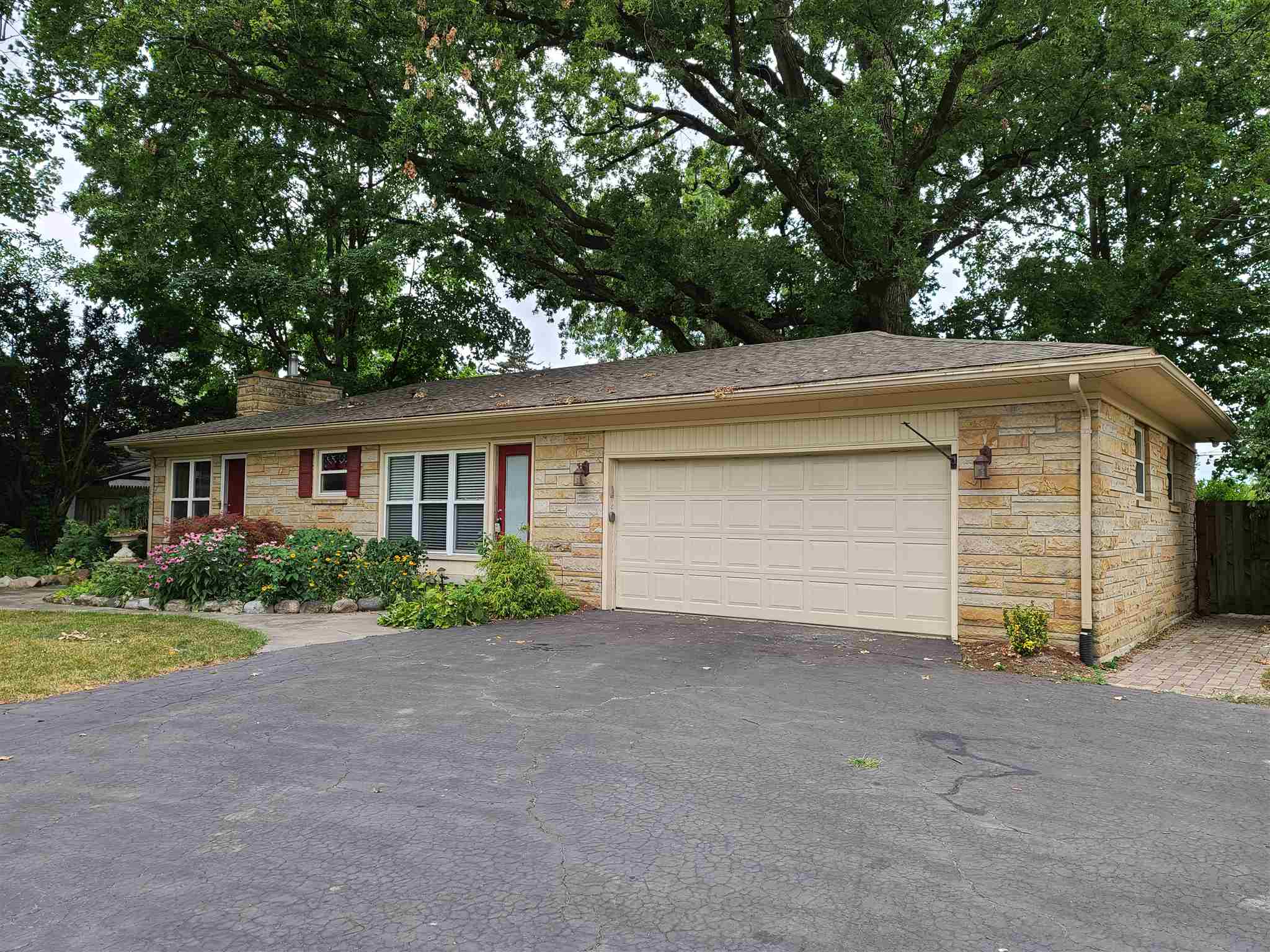 1221 North Sheridan Road Marion, IN 46952 - Photo 23 of 27 Gallery Image 23