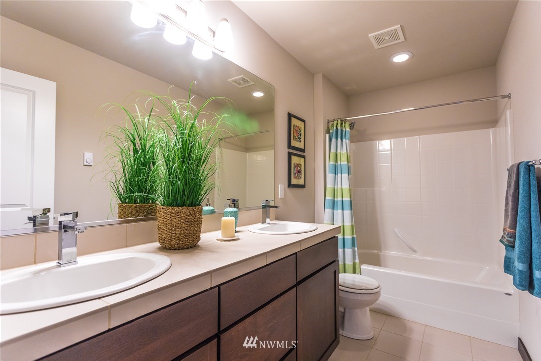 18210 3rd Drive Southeast Bothell, WA 98012 - Photo 16 of 20