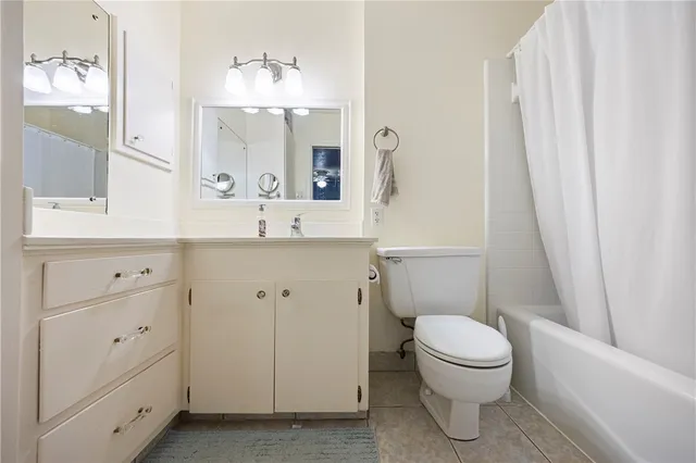 $249,900 | 1100 Adeline Street, Sinton, TX 78387