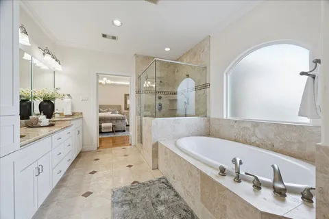 $1,949,000 | 6709 Westchester Avenue, West University Place, TX 77005