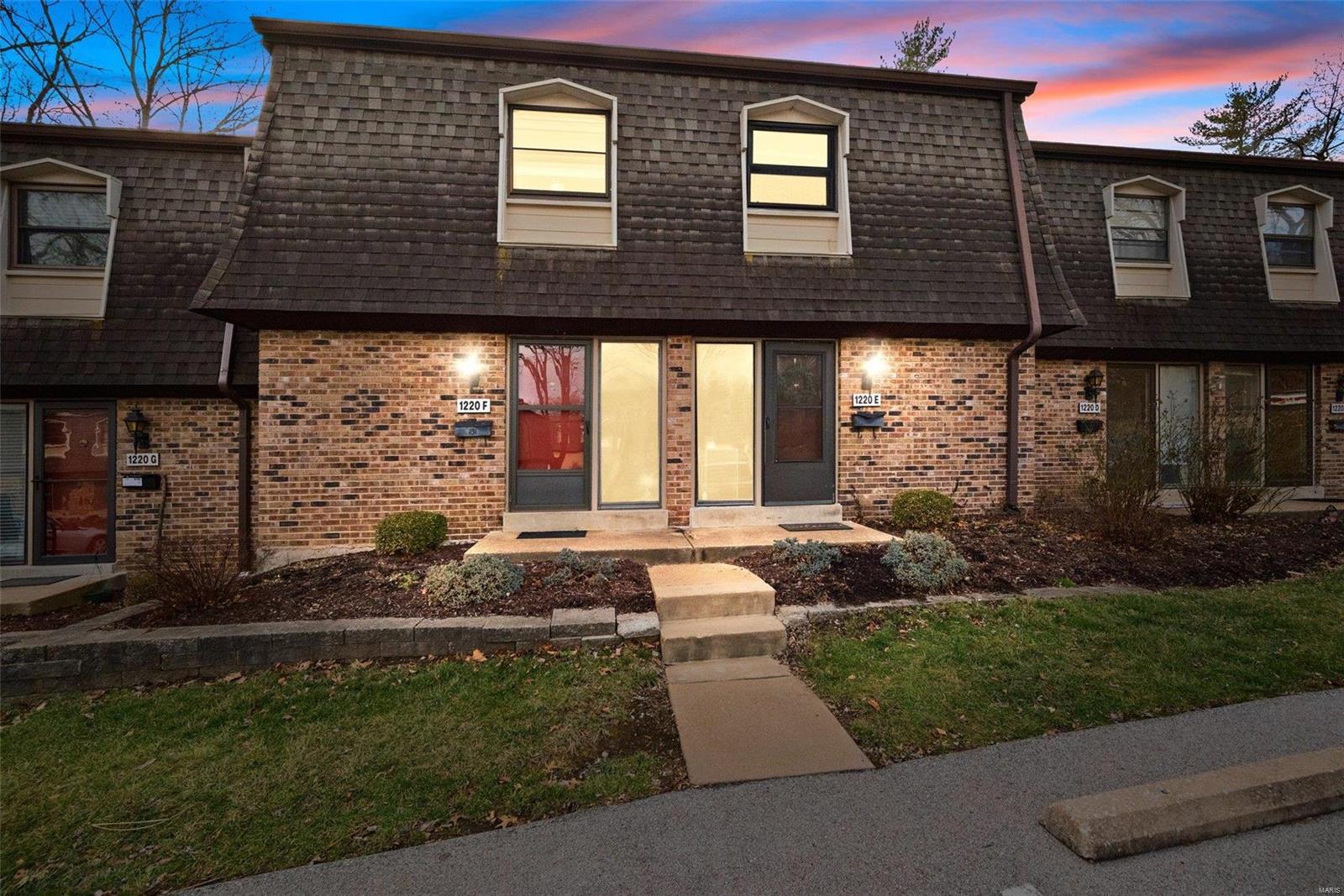 1220 Wicklow Road, Unit E Ballwin, MO 63021 - Photo 1 of 28 Gallery Image 1
